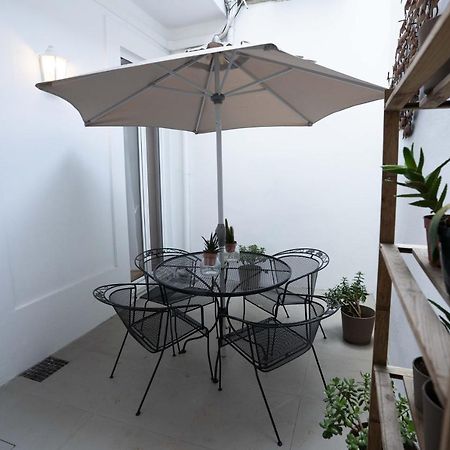 Downtown Porto Relaxed Apartment With Private Yard Εξωτερικό φωτογραφία