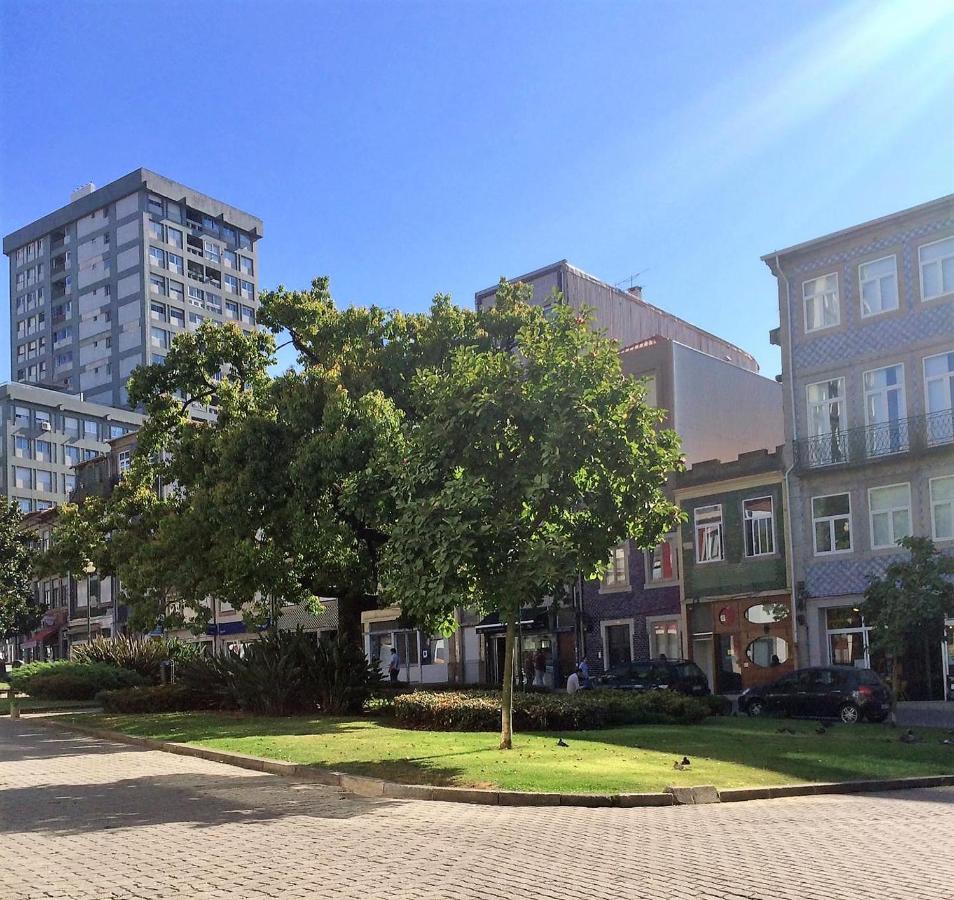 Downtown Porto Relaxed Apartment With Private Yard Εξωτερικό φωτογραφία