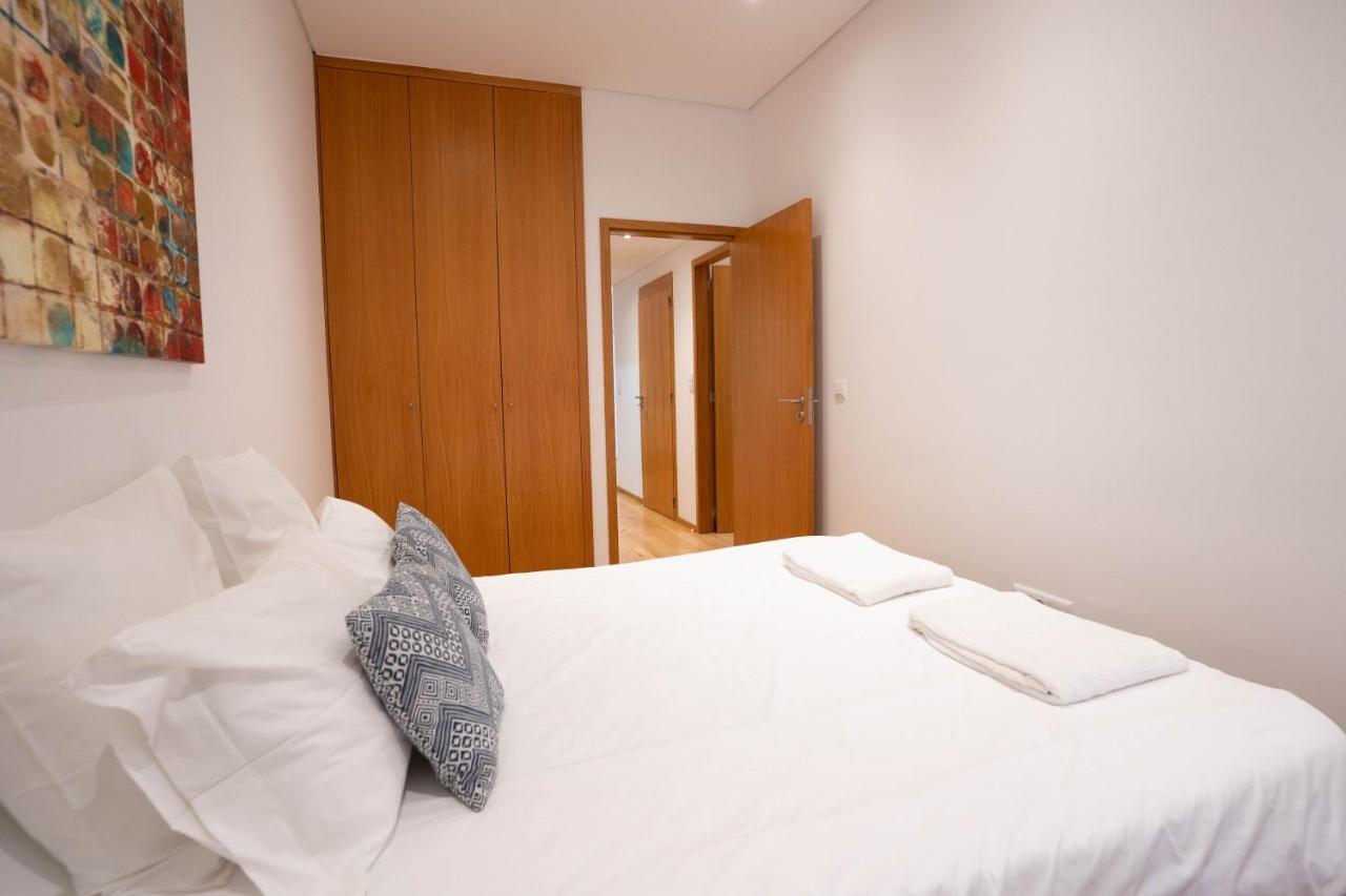 Downtown Porto Relaxed Apartment With Private Yard Εξωτερικό φωτογραφία
